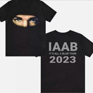 DRAKE Relates “It’s All a Blur” Tour Tee